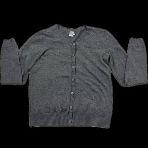 grå kofta! - fin grå kofta i storlek m, aldrig använd🤗