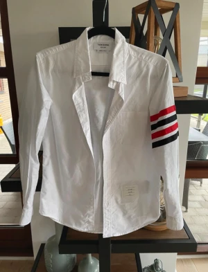 Thom Browne Skjorta - Ny skick, KAN ALLTID GÅ NED I PRIS!!!