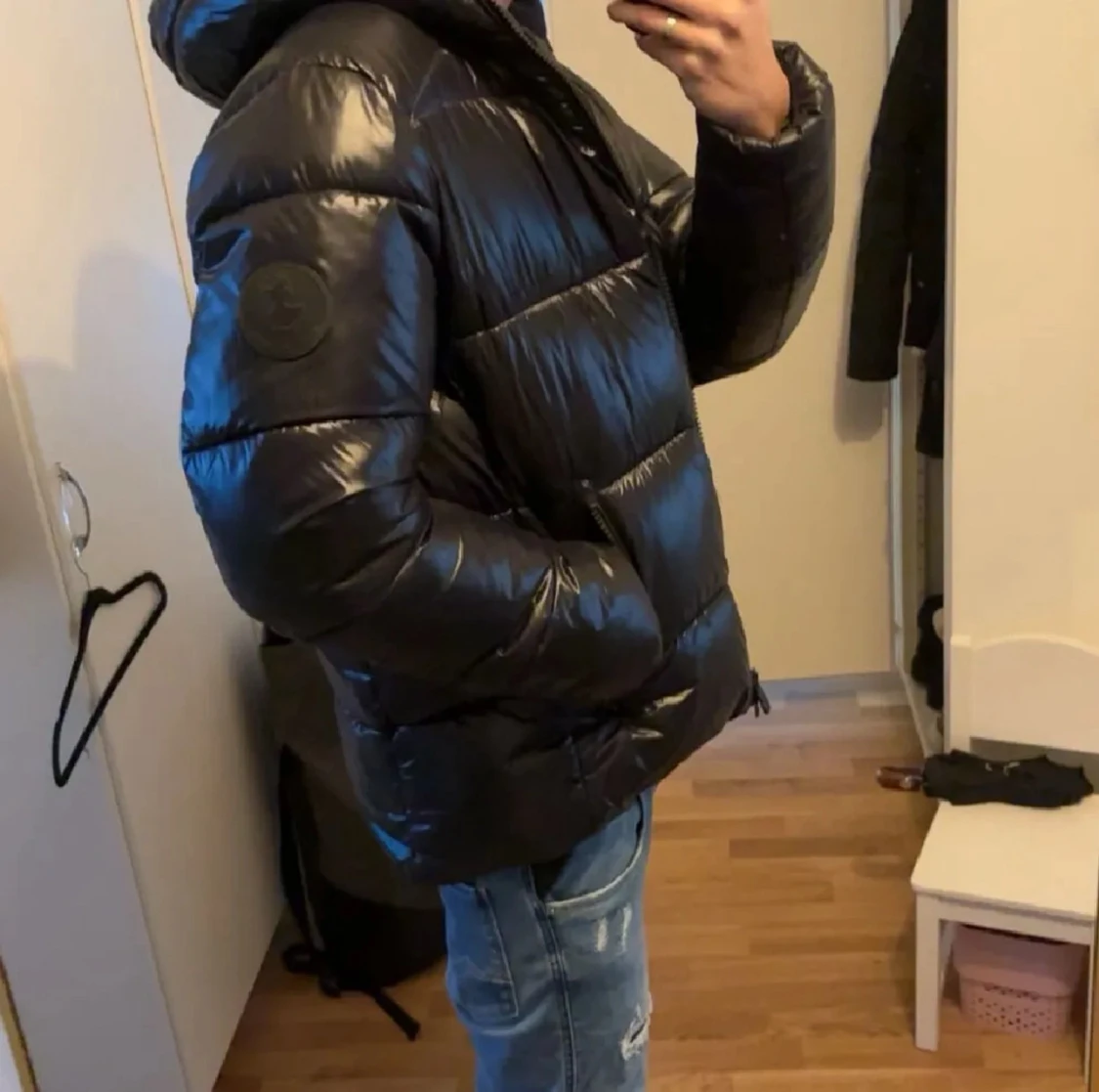 Svart pufferjacka från Save The Duck - 1