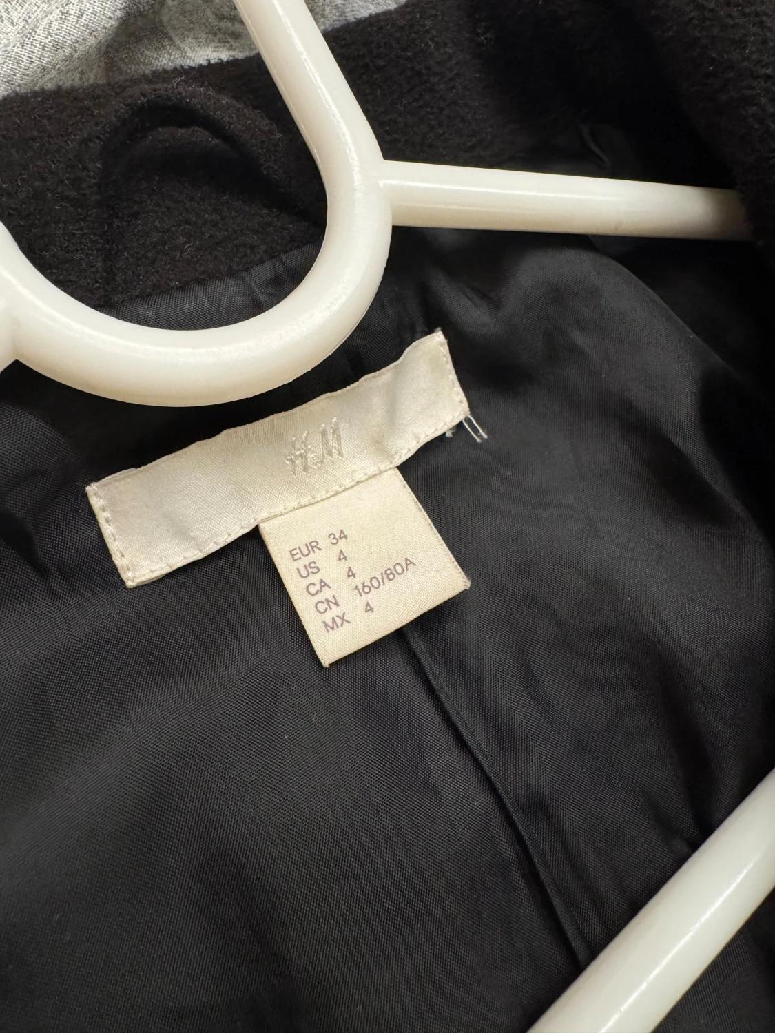 Svart skepparkavaj från H&M, strl 34 - 3