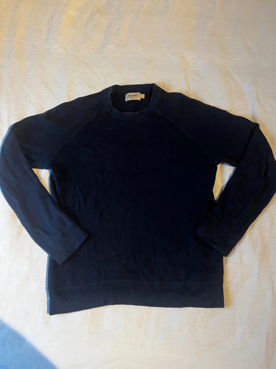 EAST WEST SWEATSHIRT