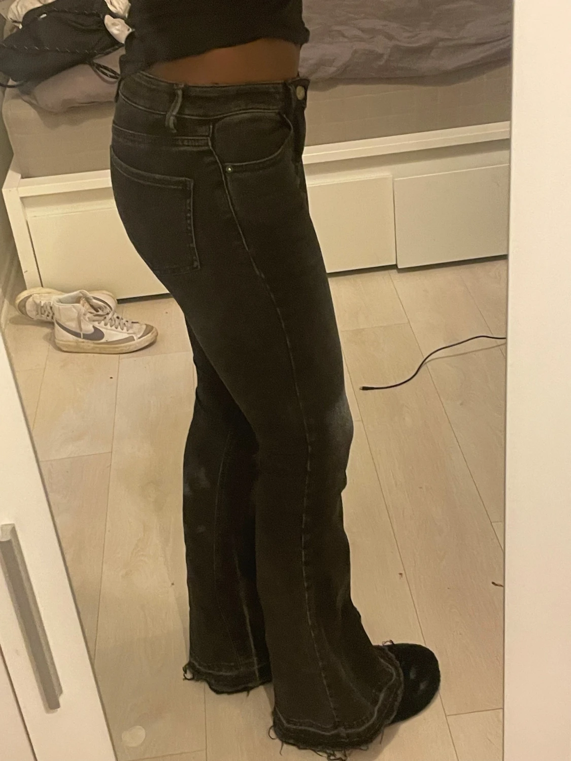 Grå Stradivarius Jeans Flared - 2