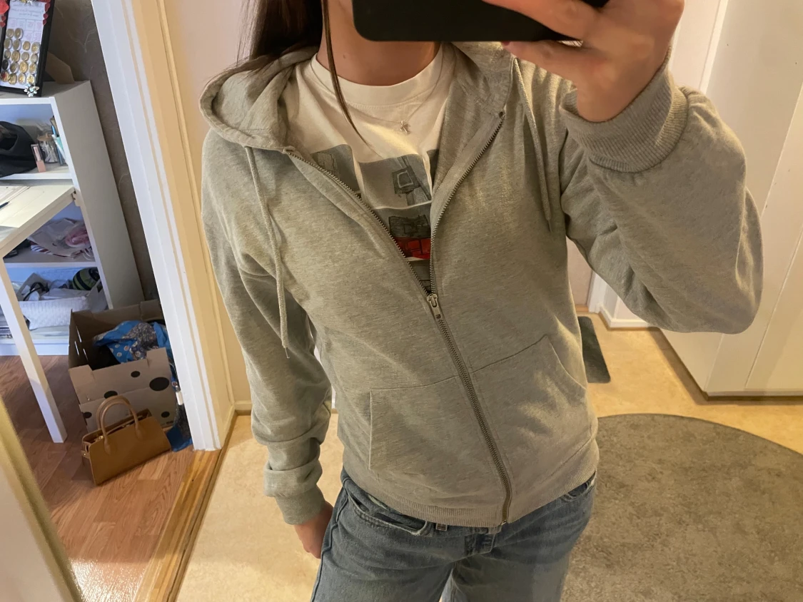 Even&Odd Zip up hoodie