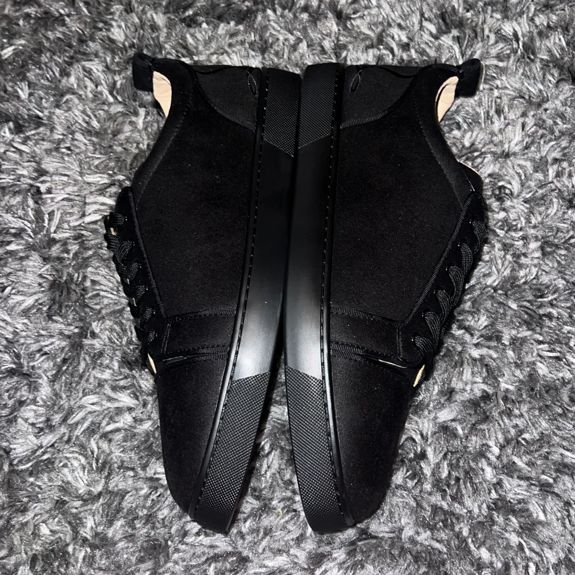 Svarta sneakers från Christian Louboutin - 2