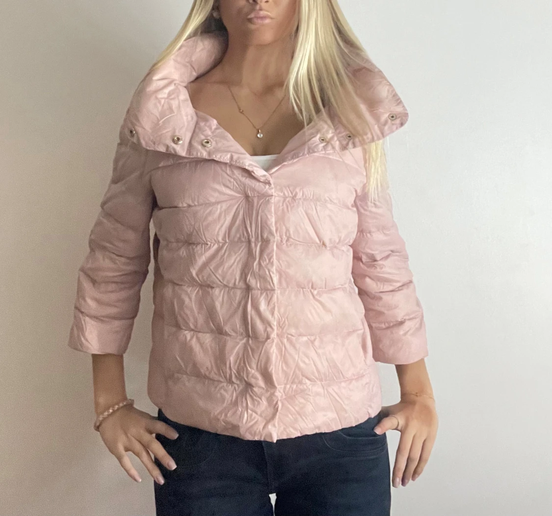 Rosa Herno liknande jacka! 