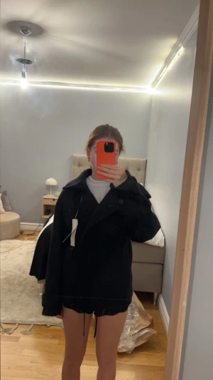 Arket kappa  - Svart arket kappa i storlek 34❤️