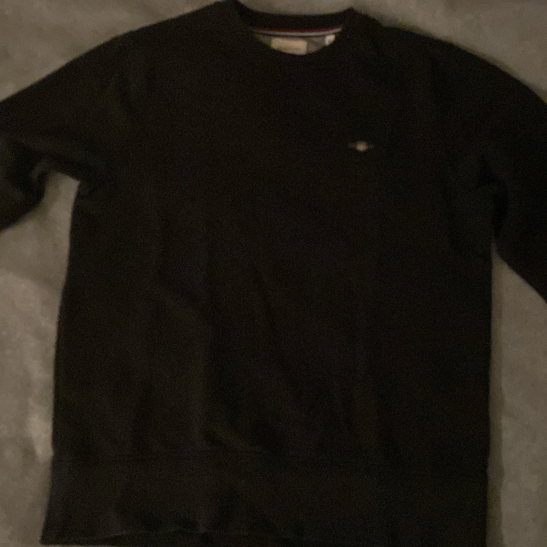 Svart sweatshirt från GANT, storlek M