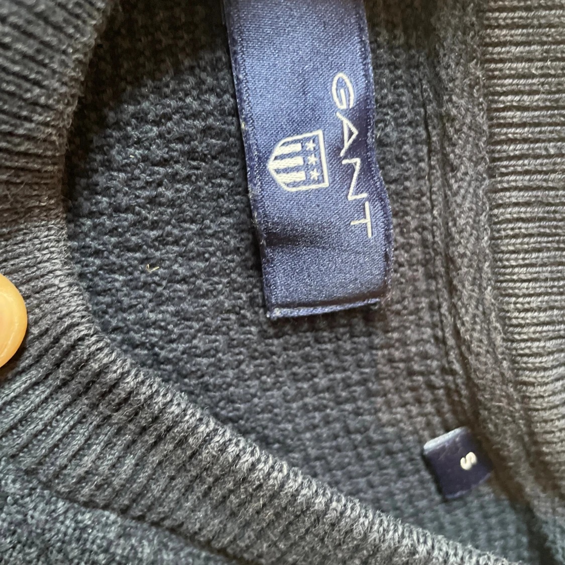 Mörkblå tröja från GANT i bomull - 2