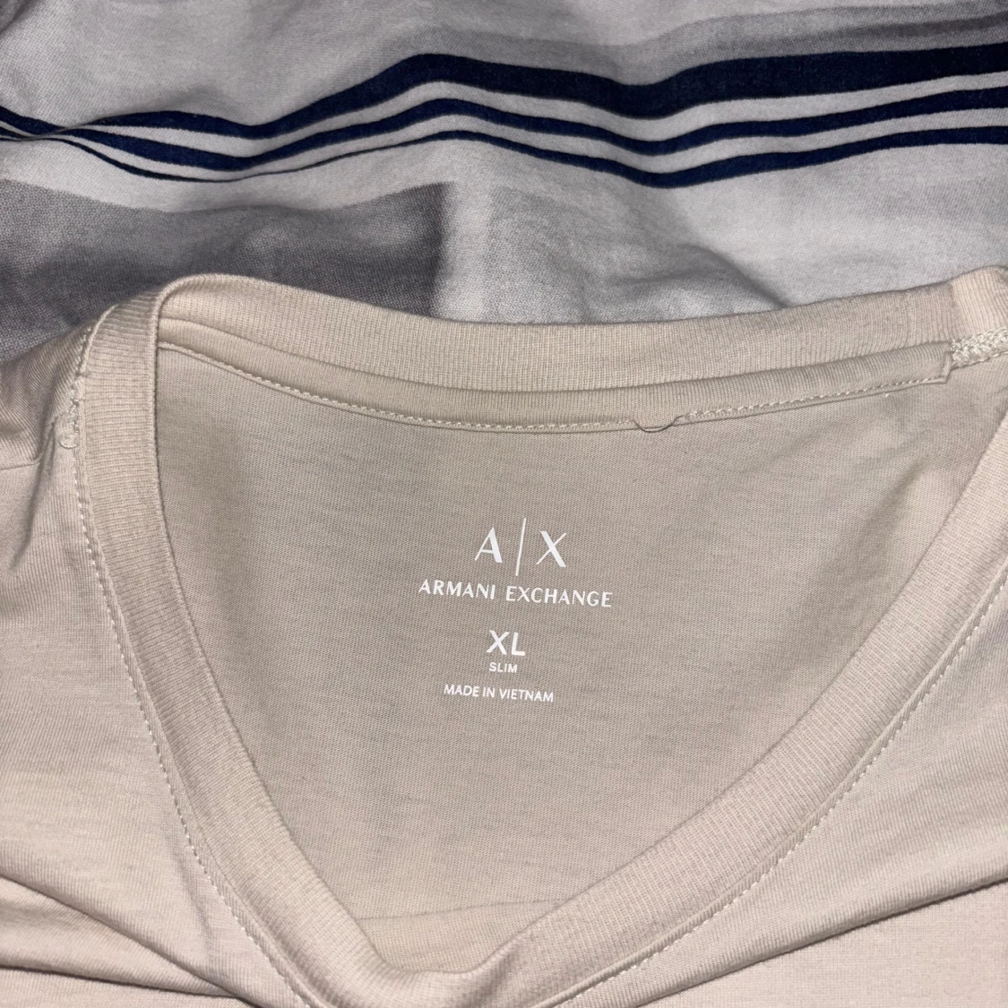 Beige Armani Exchange t-shirt XL - 2