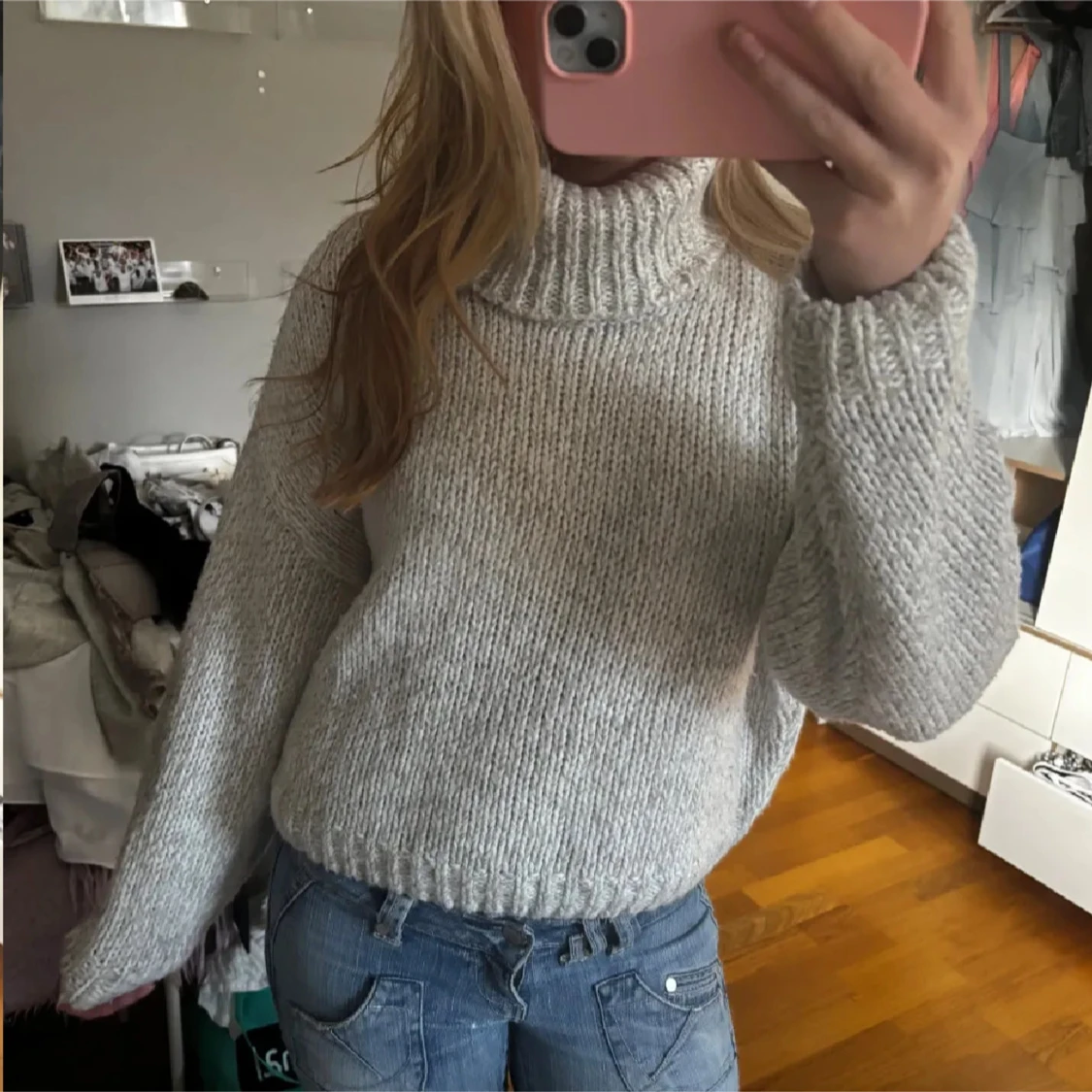 Grå stickad polotröja - 1