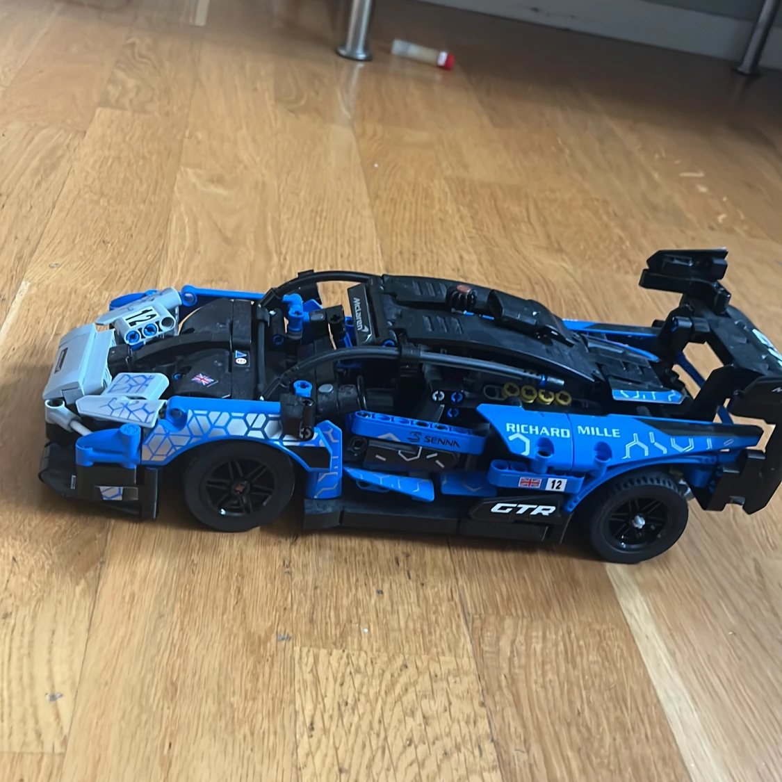 LEGO Technic McLaren Senna GTR