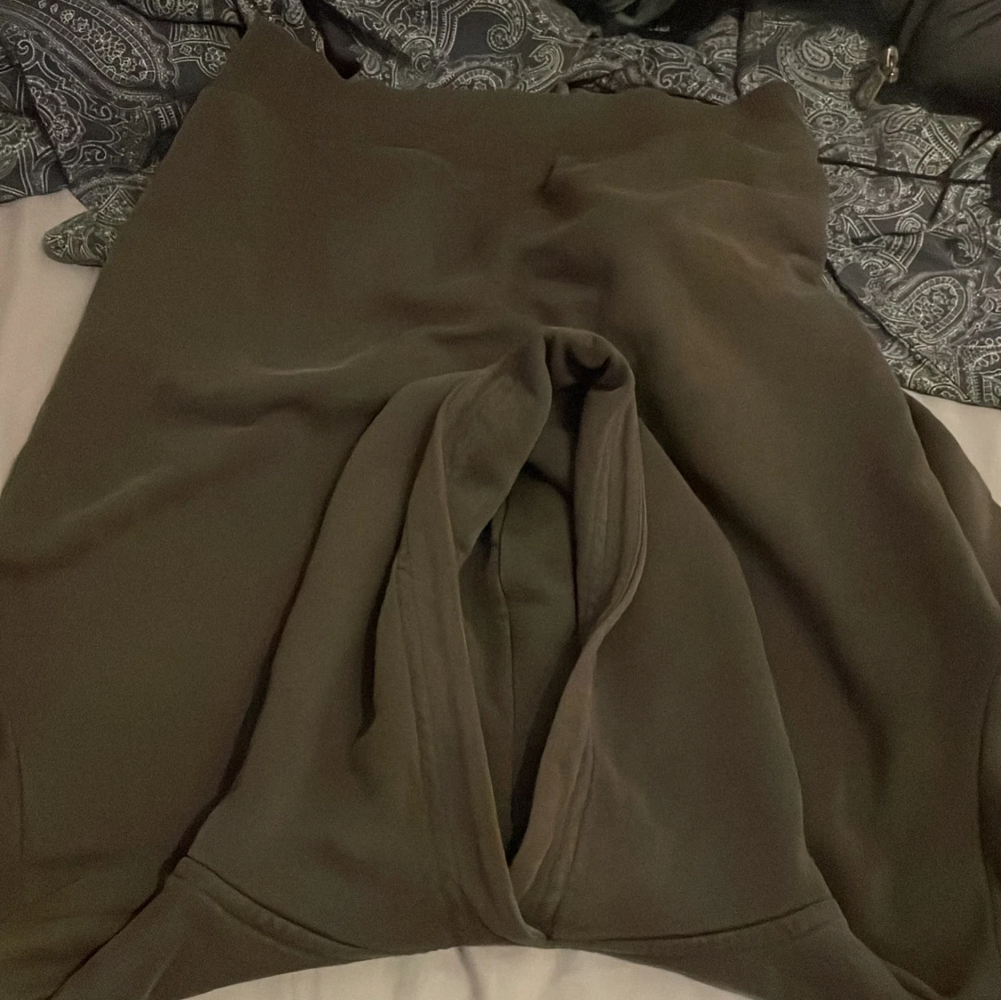 Grå hoodie från Peak Performance - 1