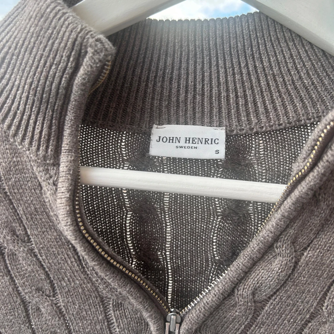 Grå kabelstickad tröja John Henric - 1
