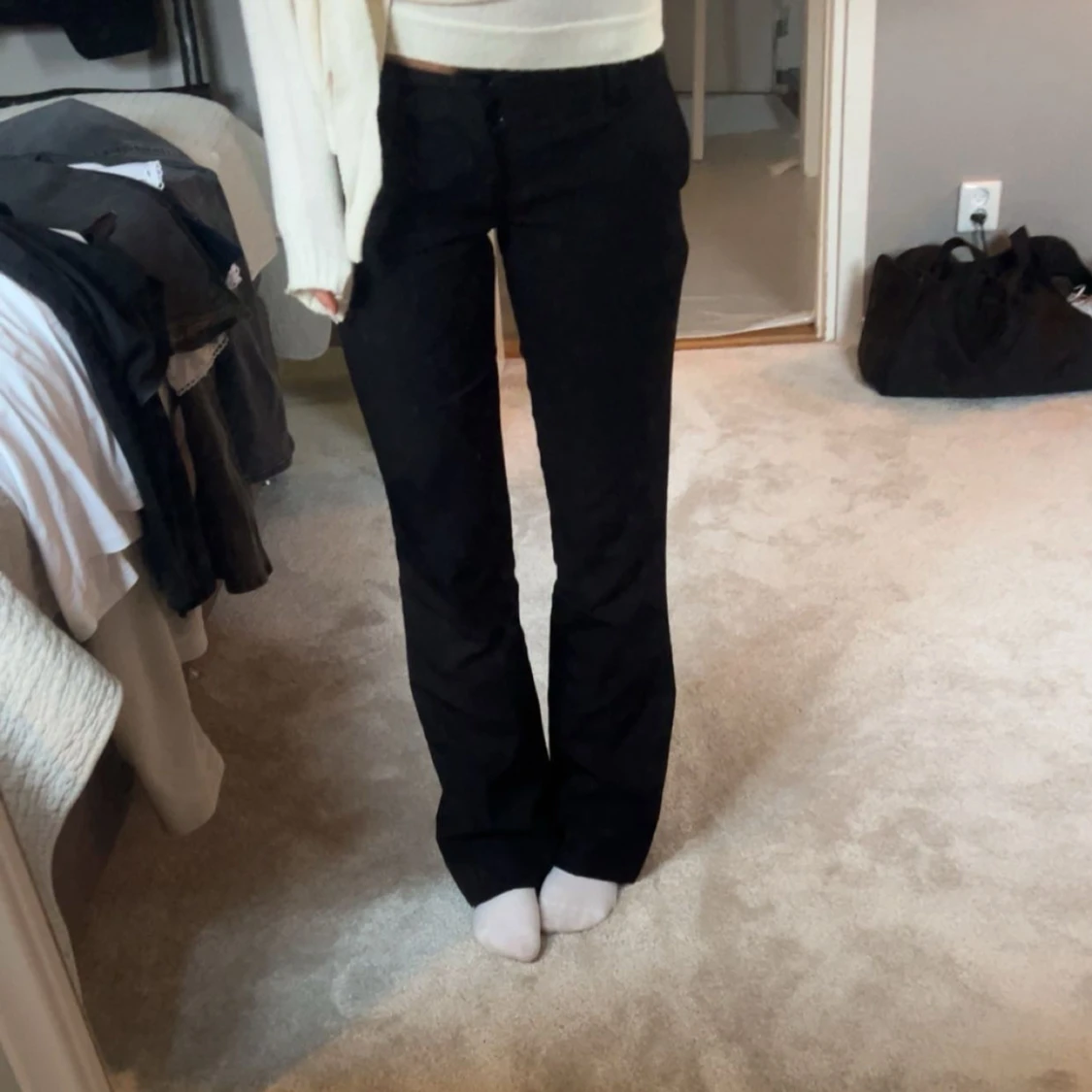 Svarta bootcut byxor