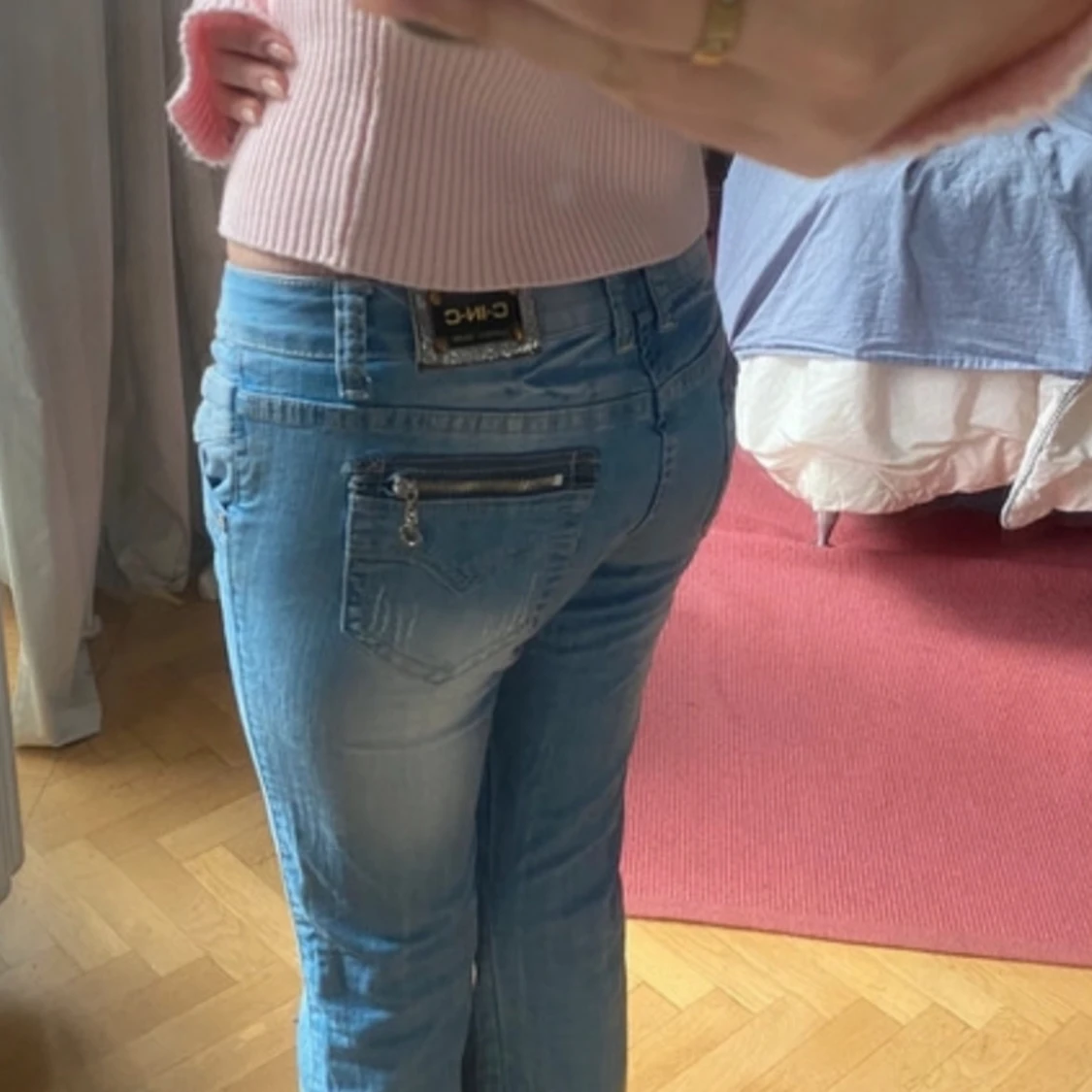 Blå bootcut jeans från C-NIC - 1