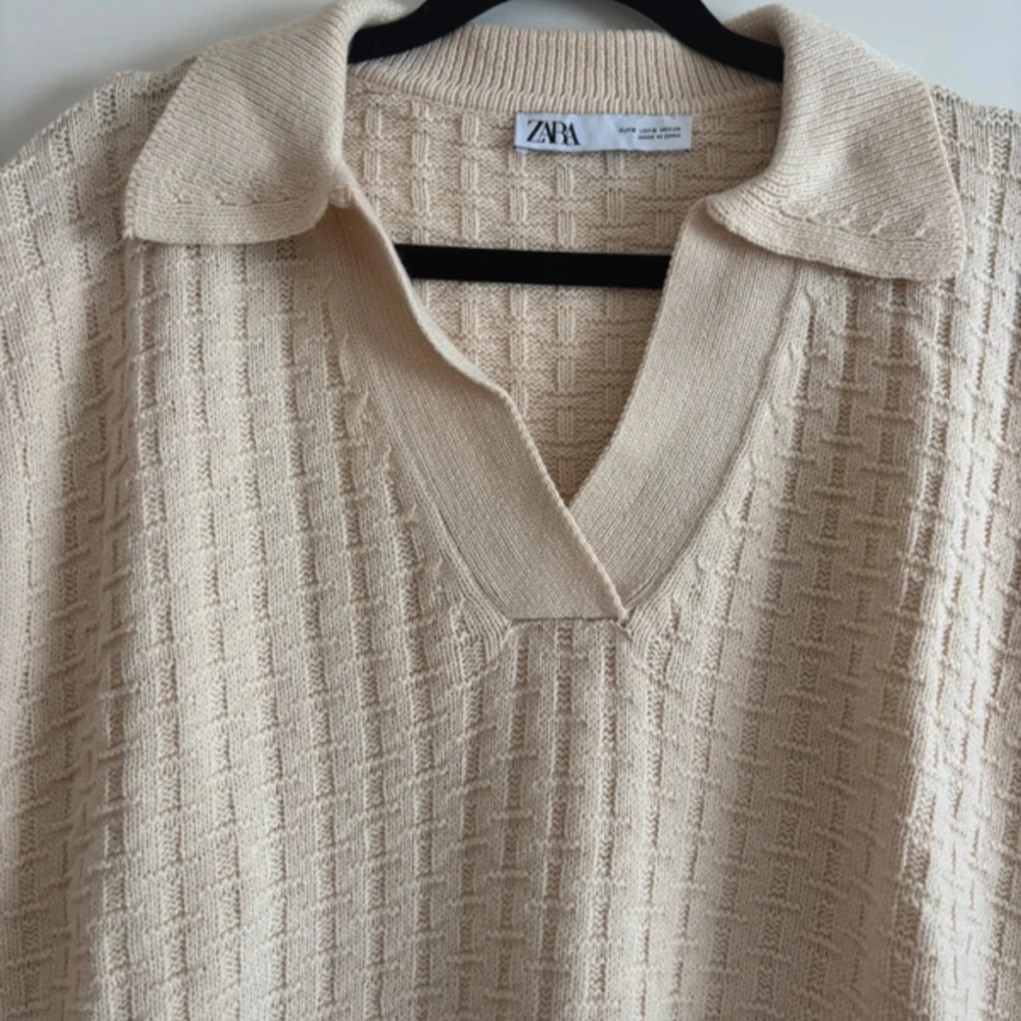 Beige stickad topp från Zara - 1
