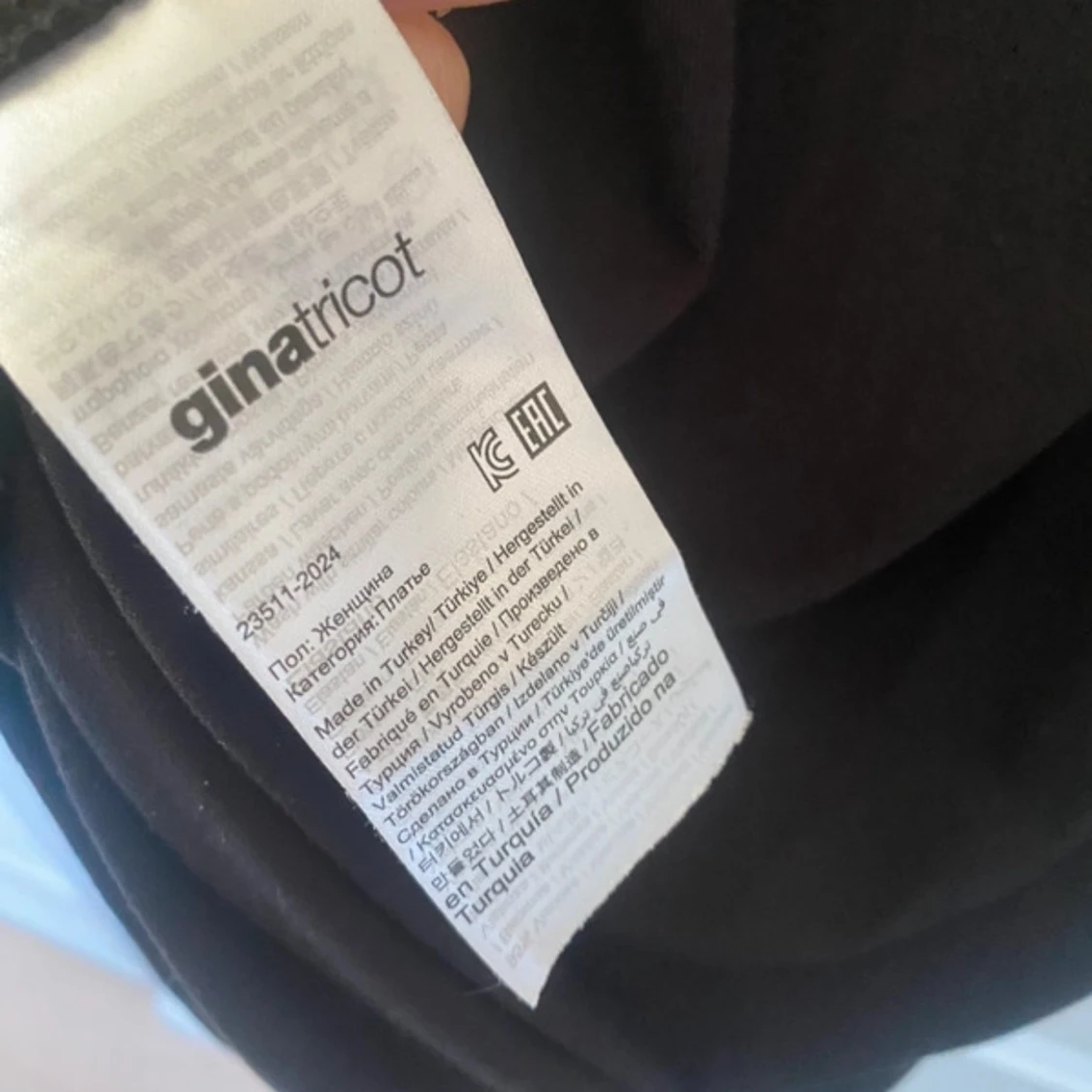 Svart långärmad klänning Gina Tricot - 2