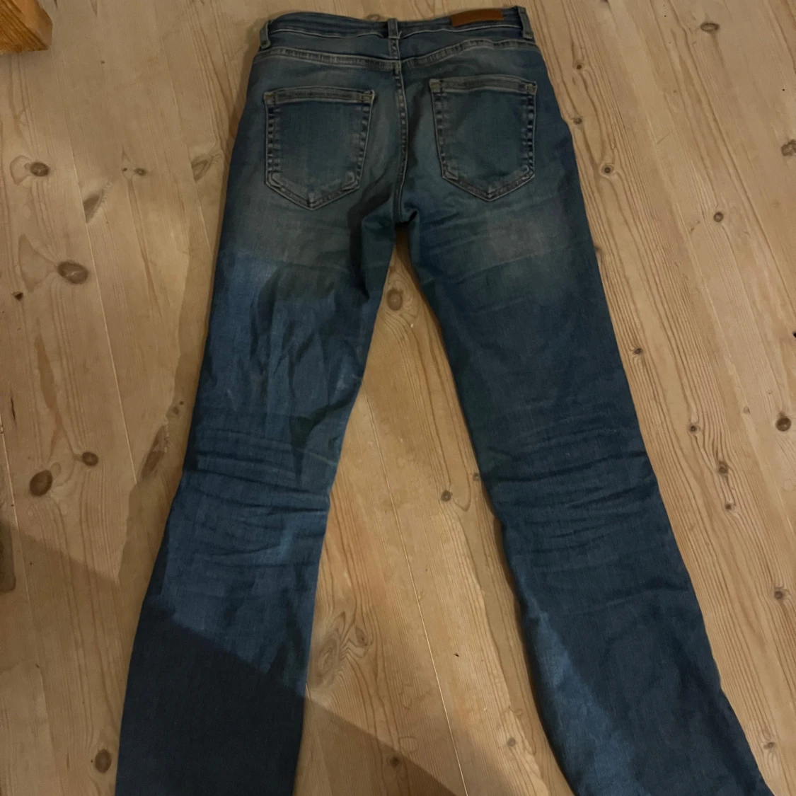Blå bootcut jeans från Only - 1