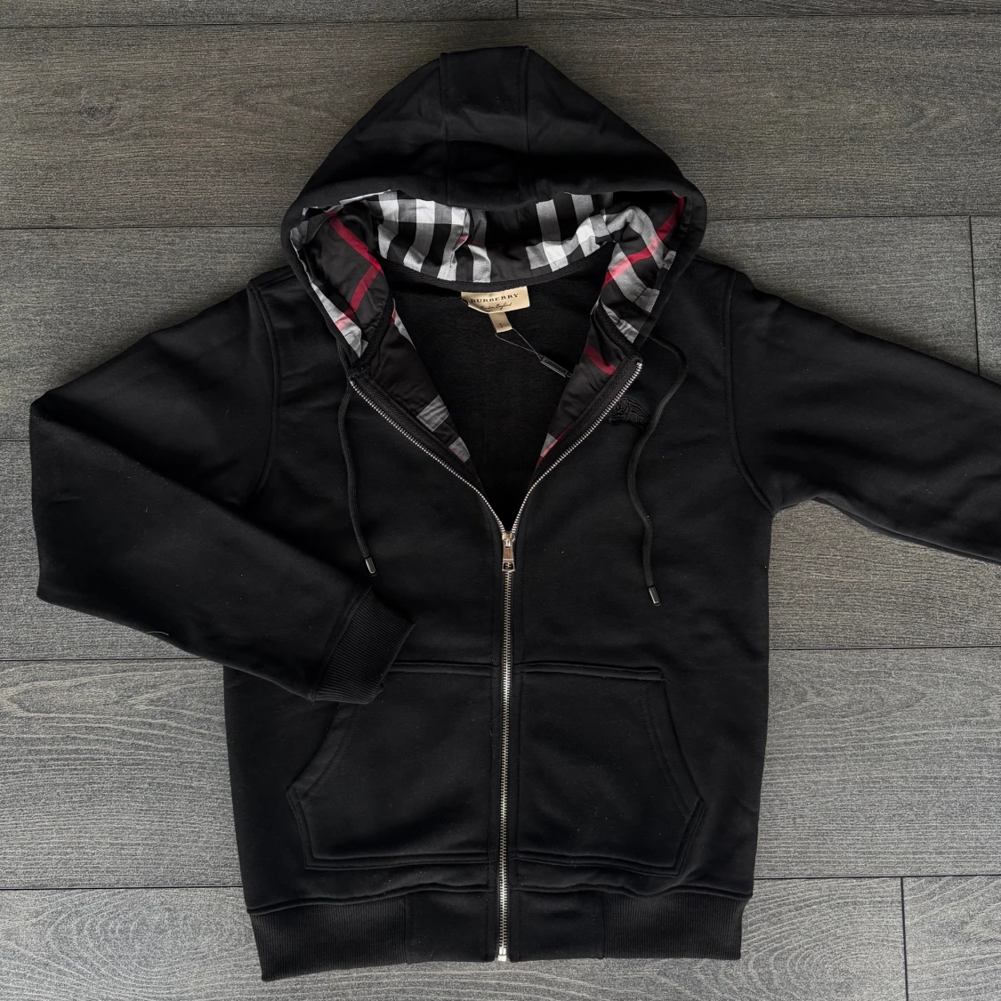 Svart Burberry hoodie