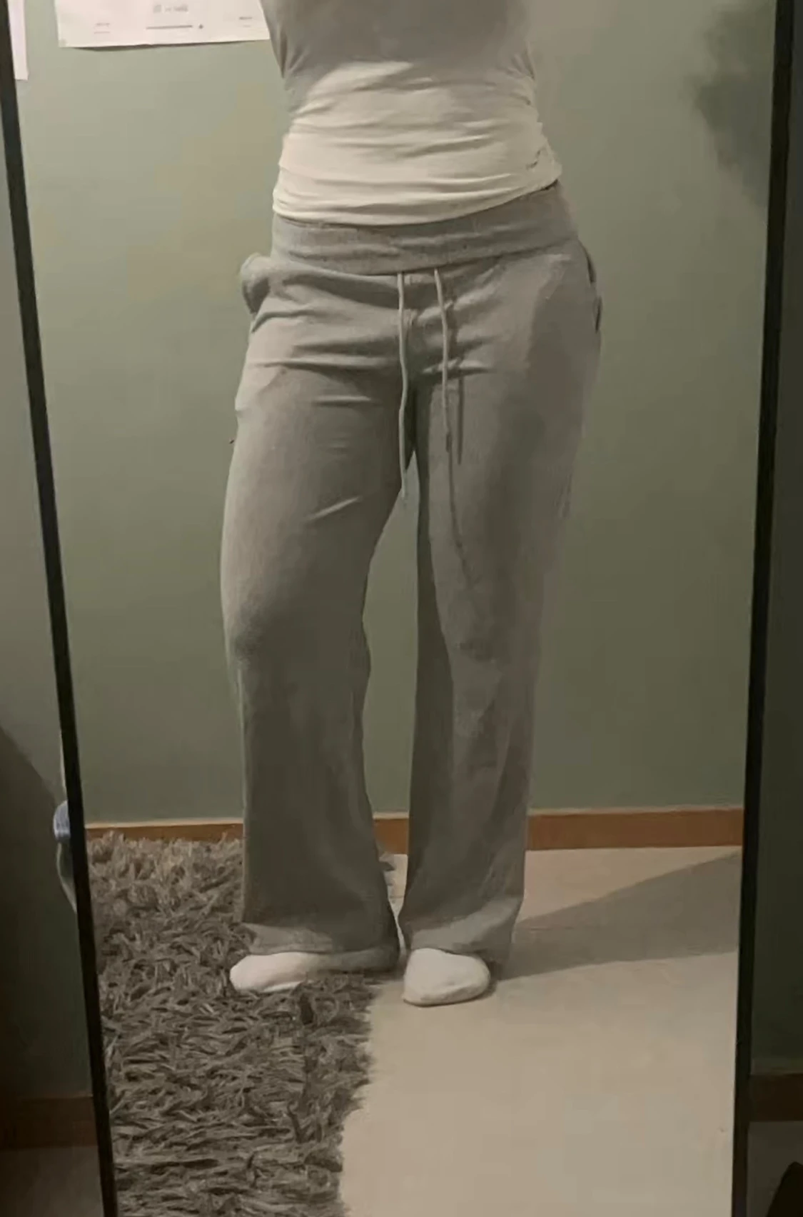 Grå mjukisbyxor