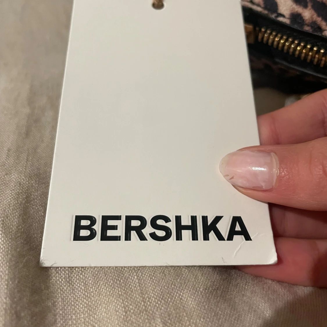 Bershka leopard väska - 2
