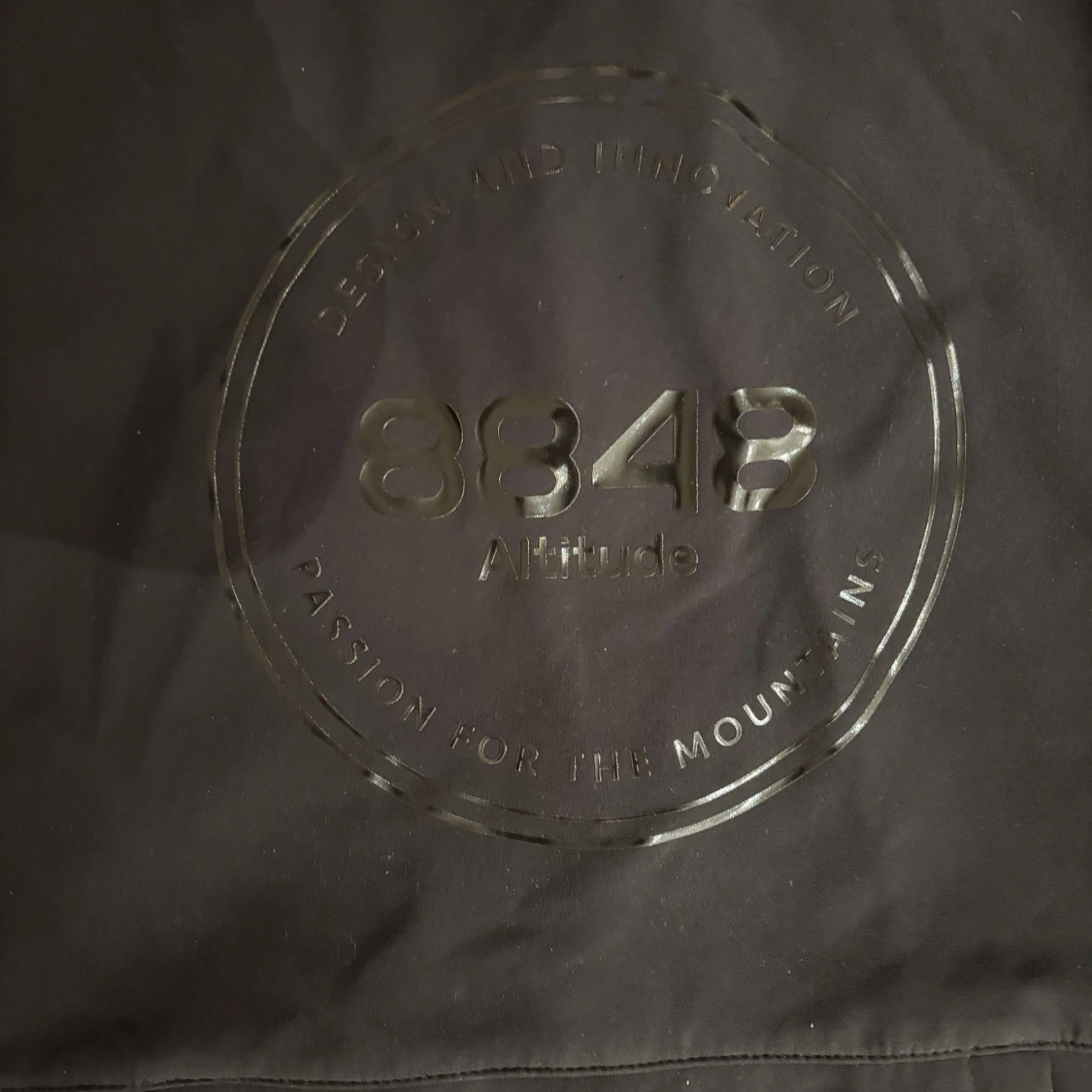 Svart skidjacka från 8848 Altitude - 1