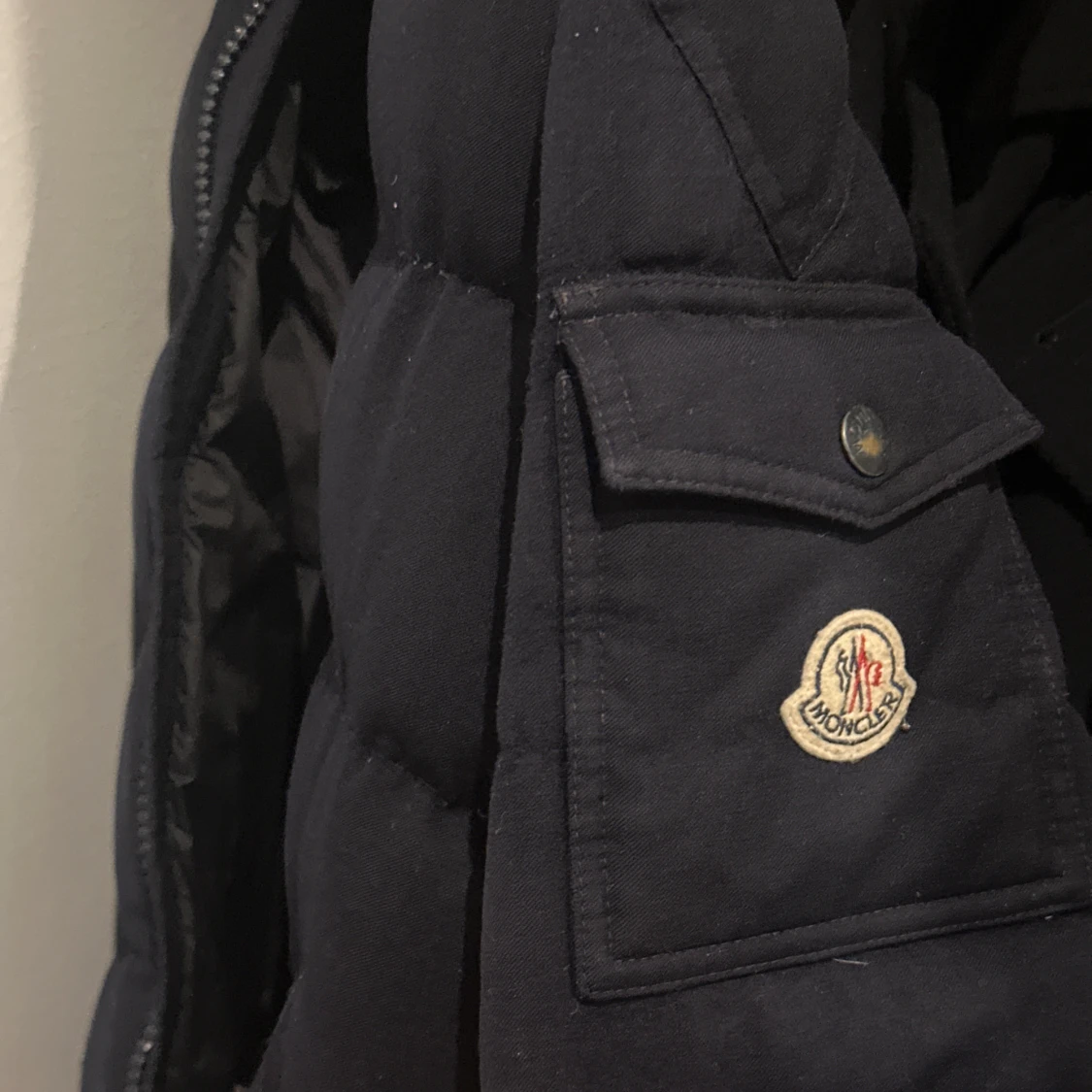 Svart pufferjacka från Moncler