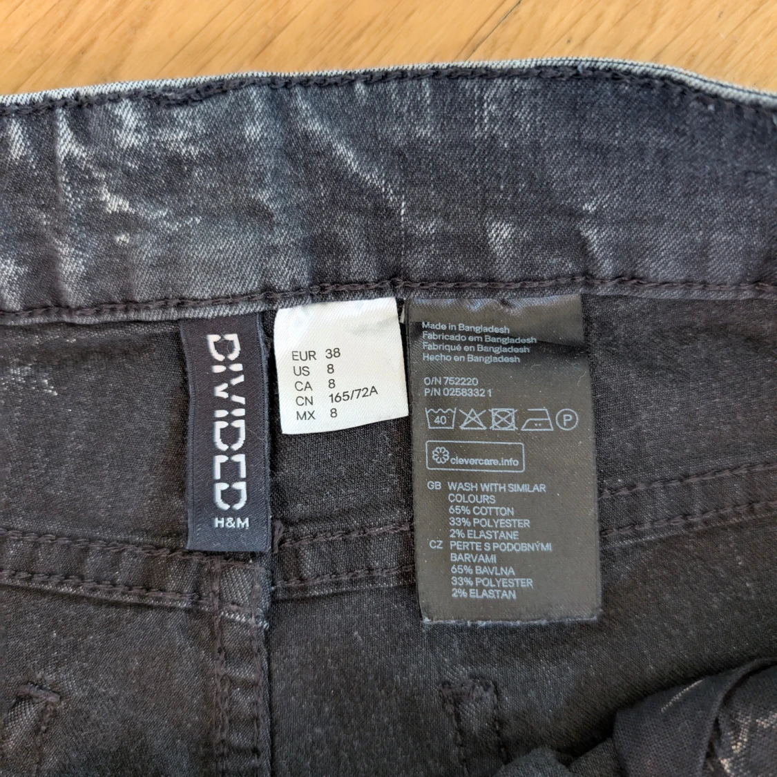 Grå denimshorts från H&M Divided - 2