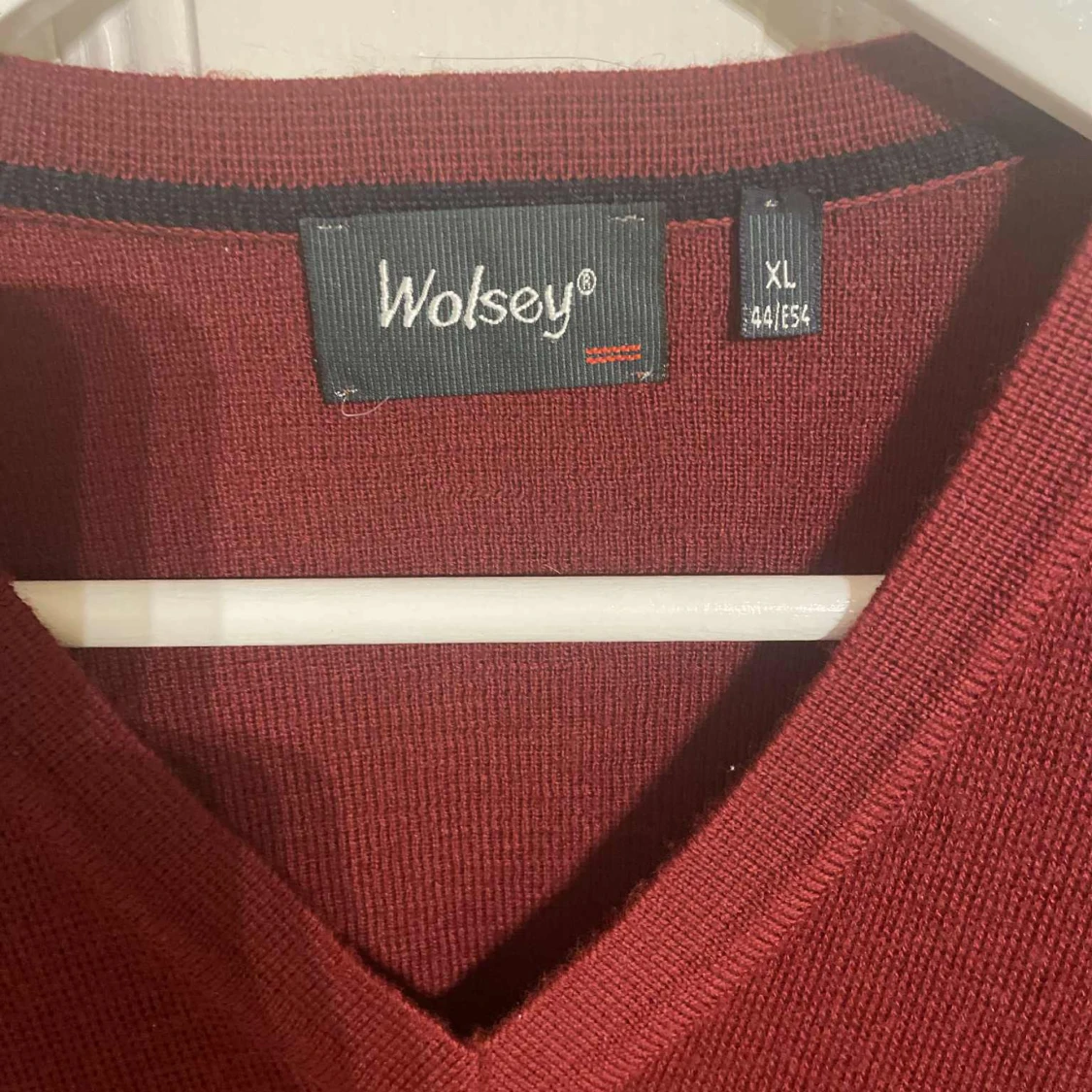 Vinröd stickad tröja från Wolsey XL - 3