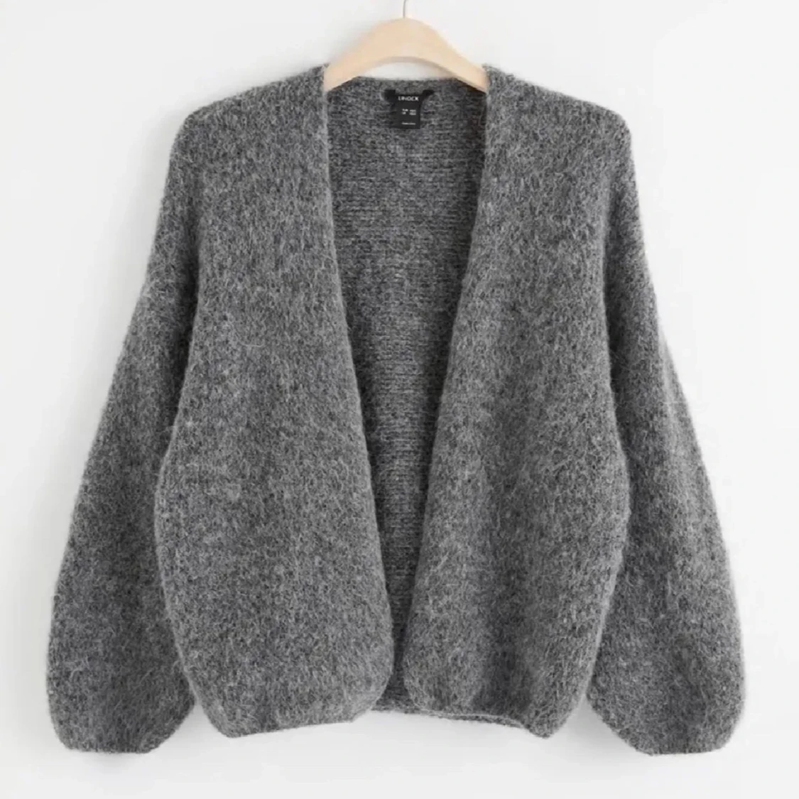 Fin grå kofta från Lindex - 1