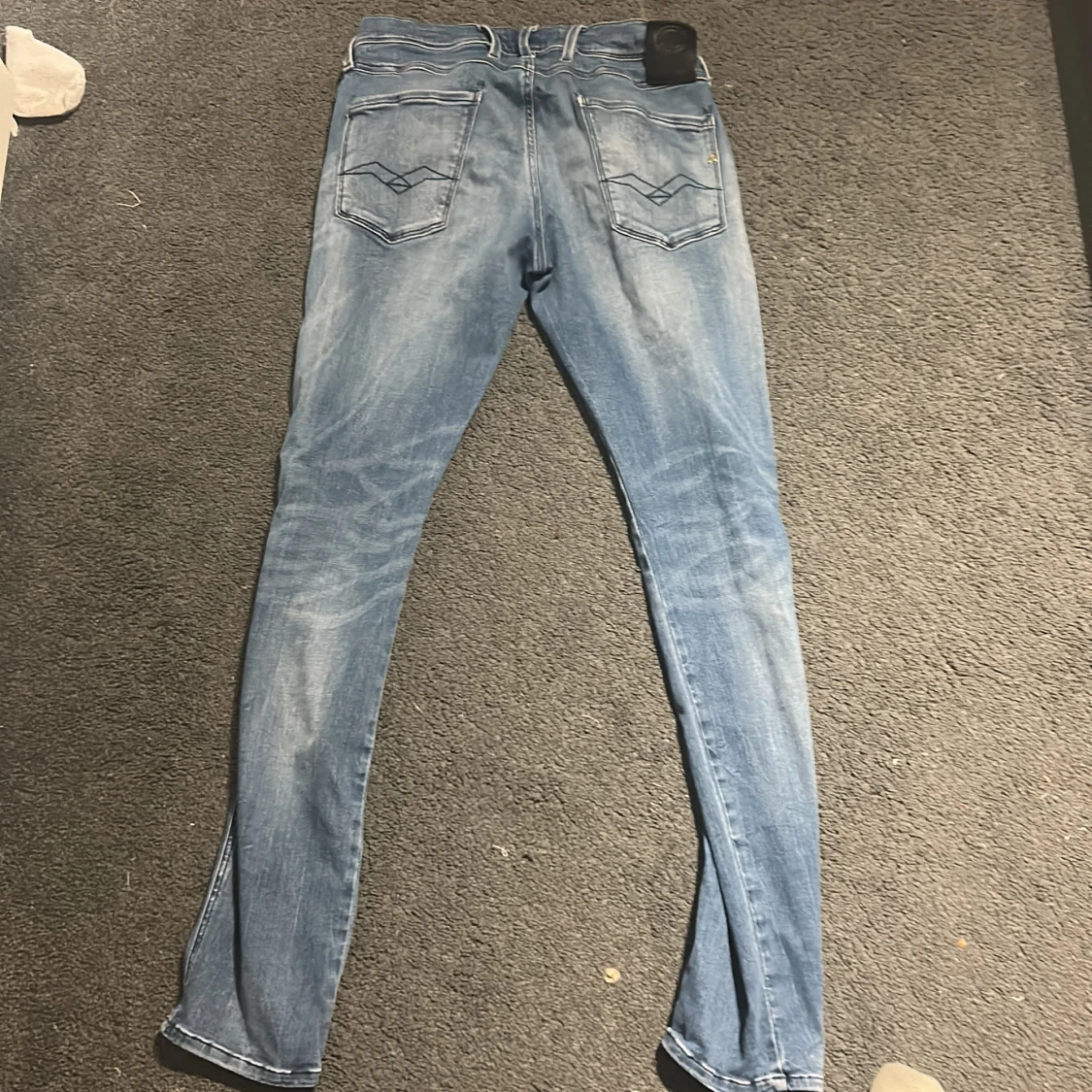 Replay ljusblå jeans, storlek 30/32 - 1