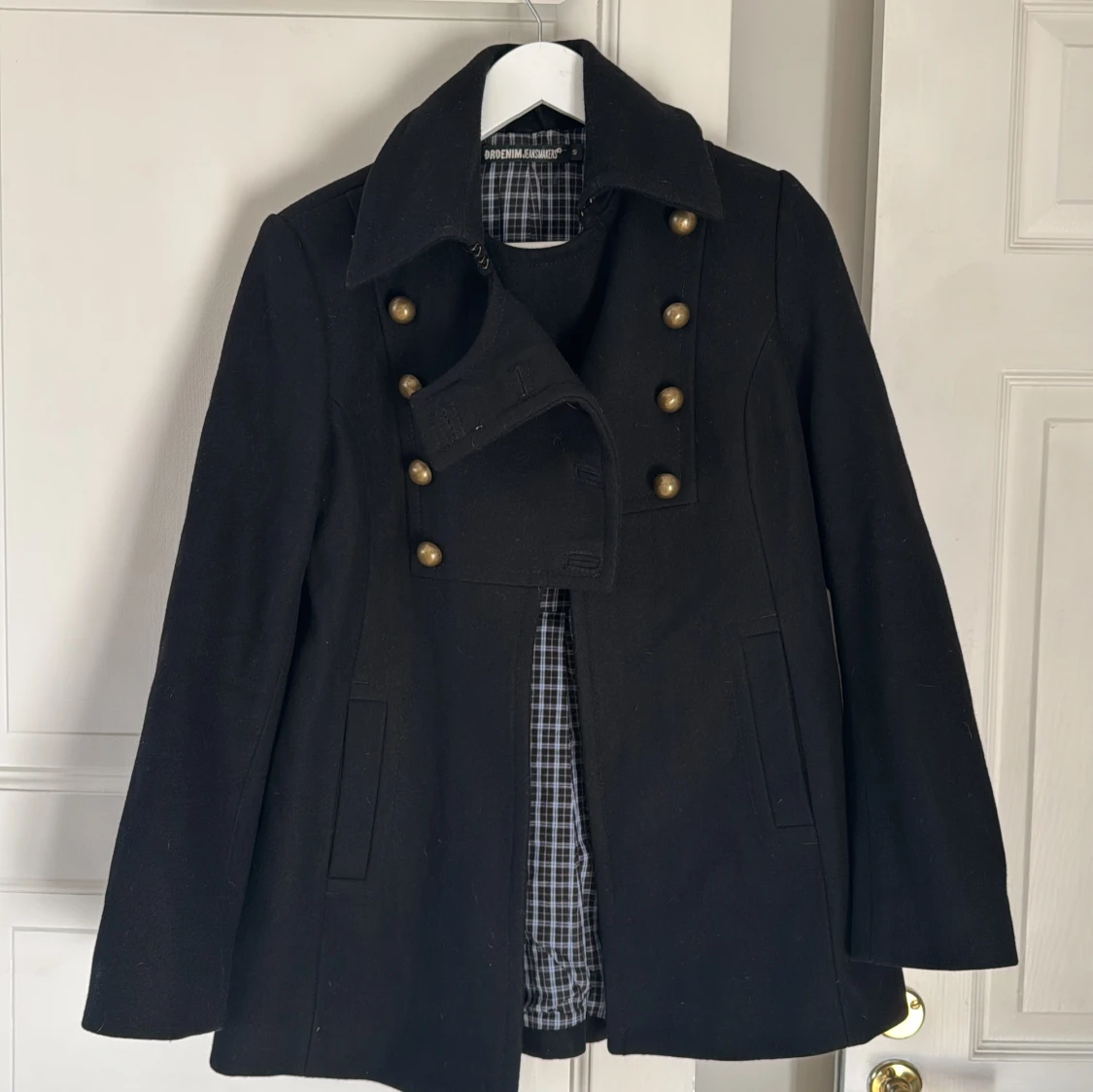 Svart skepparkavaj från Dr Denim S