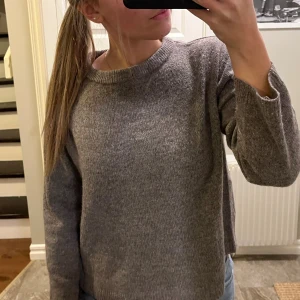 Brun stickad tröja  - Super fin stickad tröja från lager 157💕