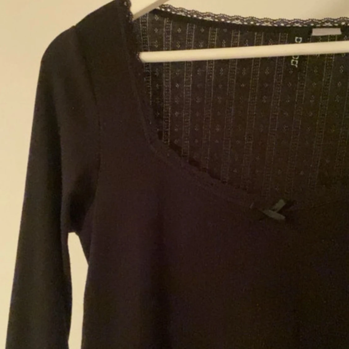 Svart långärmad blus från hm - 2