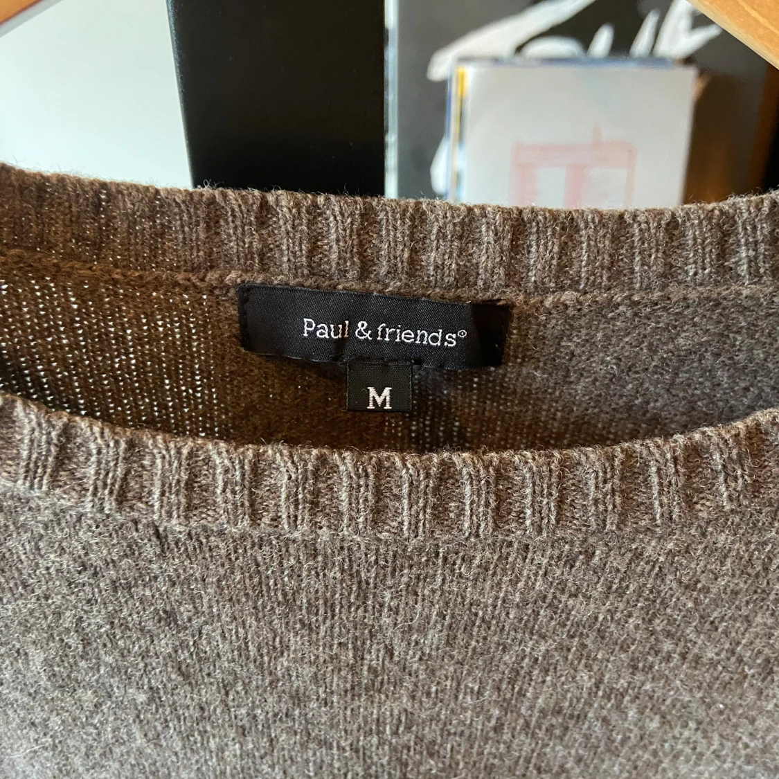 Brun stickad tröja från Paul & friends - 1