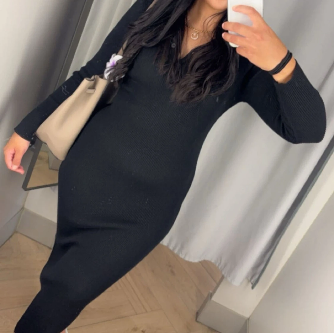 Svart ribbad klänning  - 2