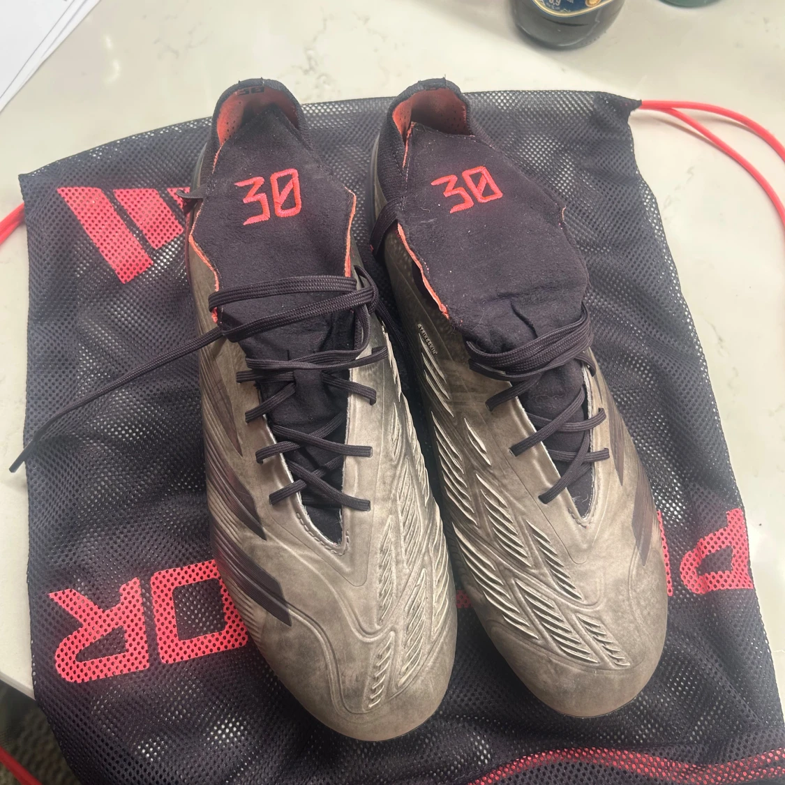 Adidas Predator fotbollsskor folded tongue - 1