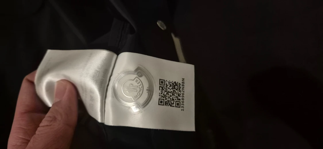 Svart vindjacka från Moncler - 2