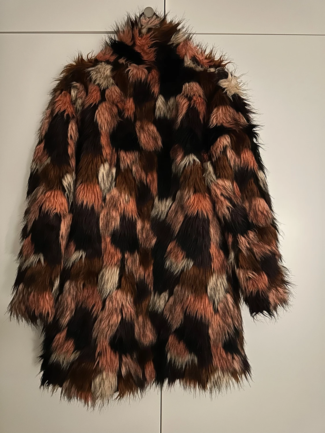 Färgglad pälsjacka från Rut&Circle - 2