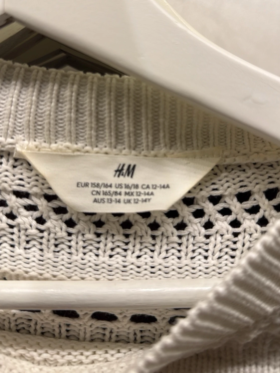 Vit stickad tröja från H&M - 1