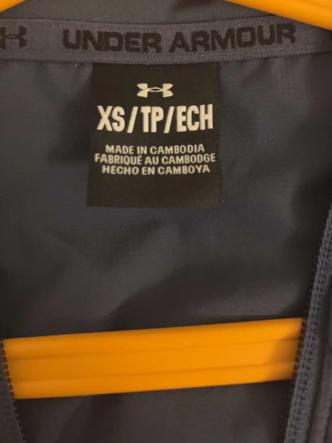 Blå vindjacka från Under Armour XS - 2