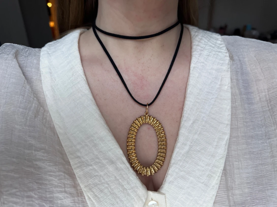 Handgjort repurposed halsband - 4