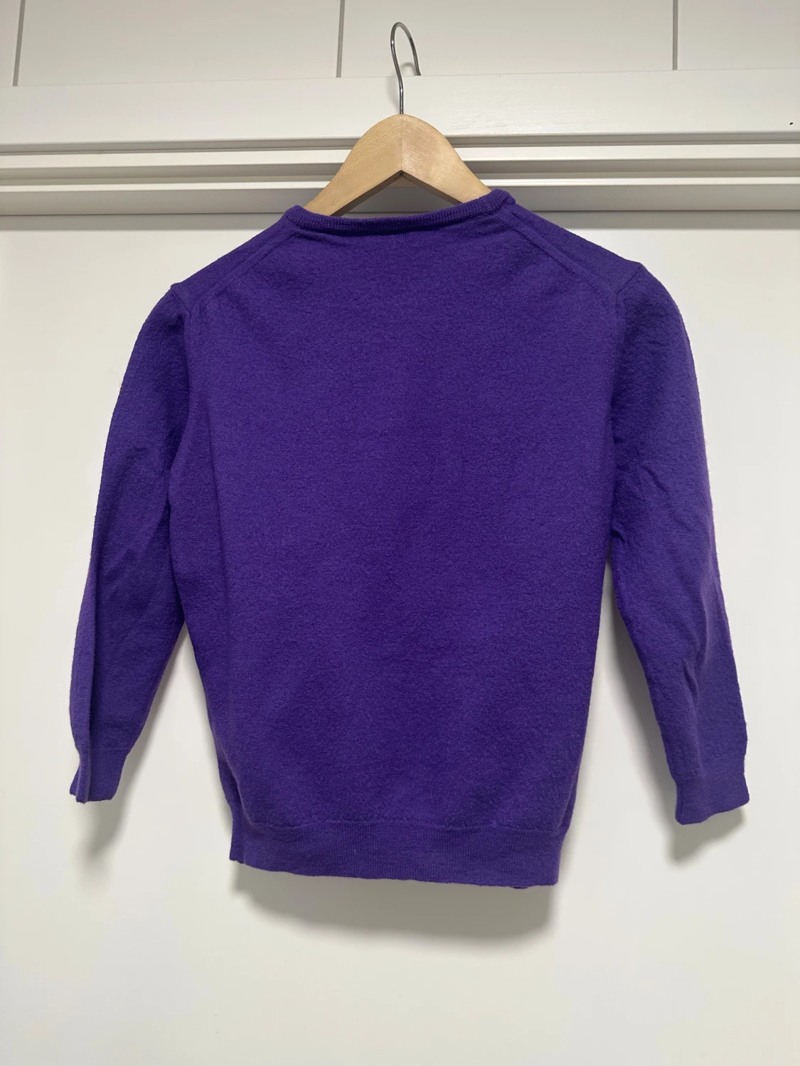 Stickad tröja, 100% merinoull  - 2