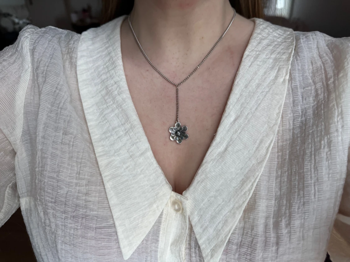 Handgjort repurposed halsband  - 1