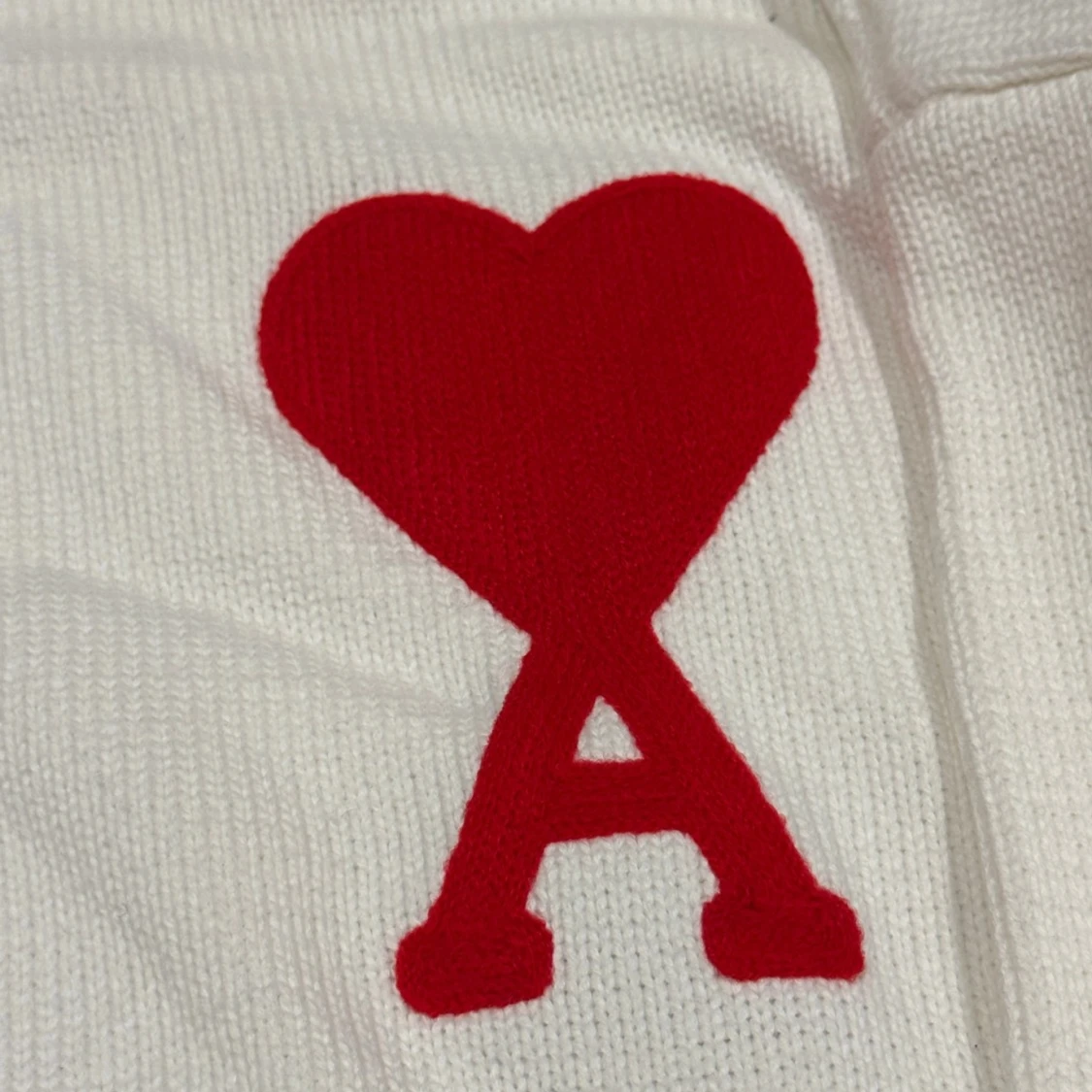 Vit stickad tröja från Ami  - 1