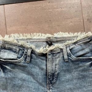 Unika jeans - Jättecoola unika ljusblåa jeans💕