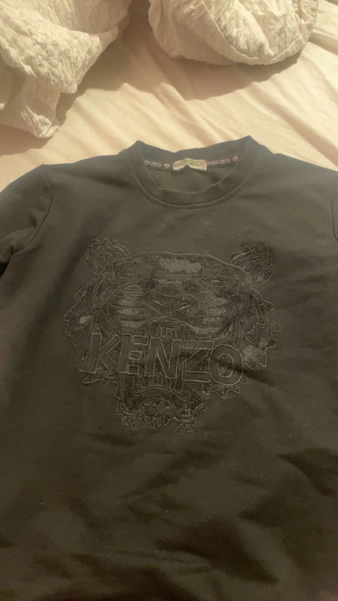 Svart Kenzo sweatshirt med tigerbroderi
