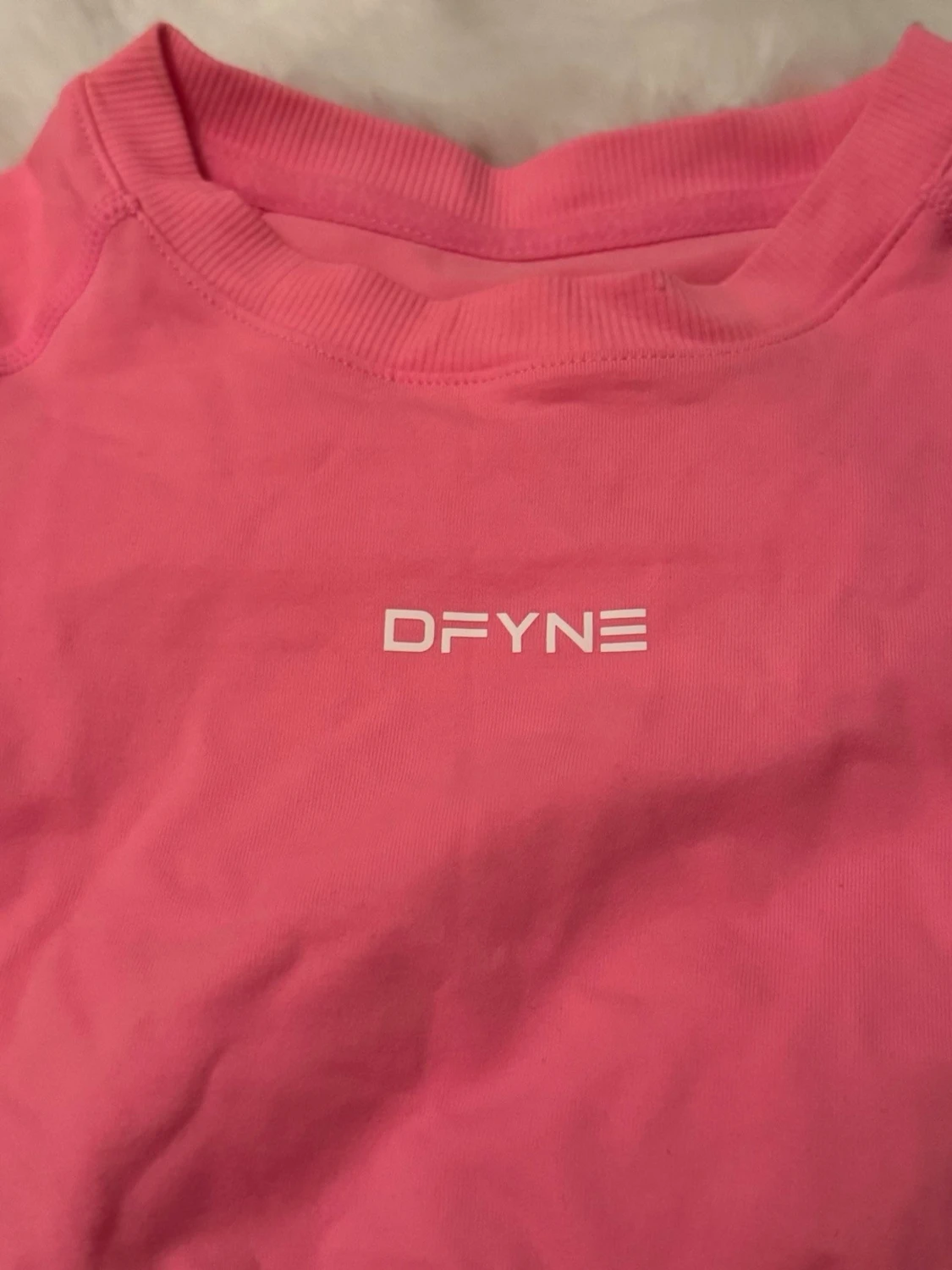 Rosa träningstopp från DFYNE - 1