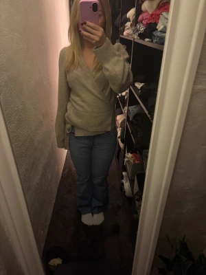 Lågmidjade bootcut jeans - Jättefina jeans med gott skick! Från Jeans bolaget