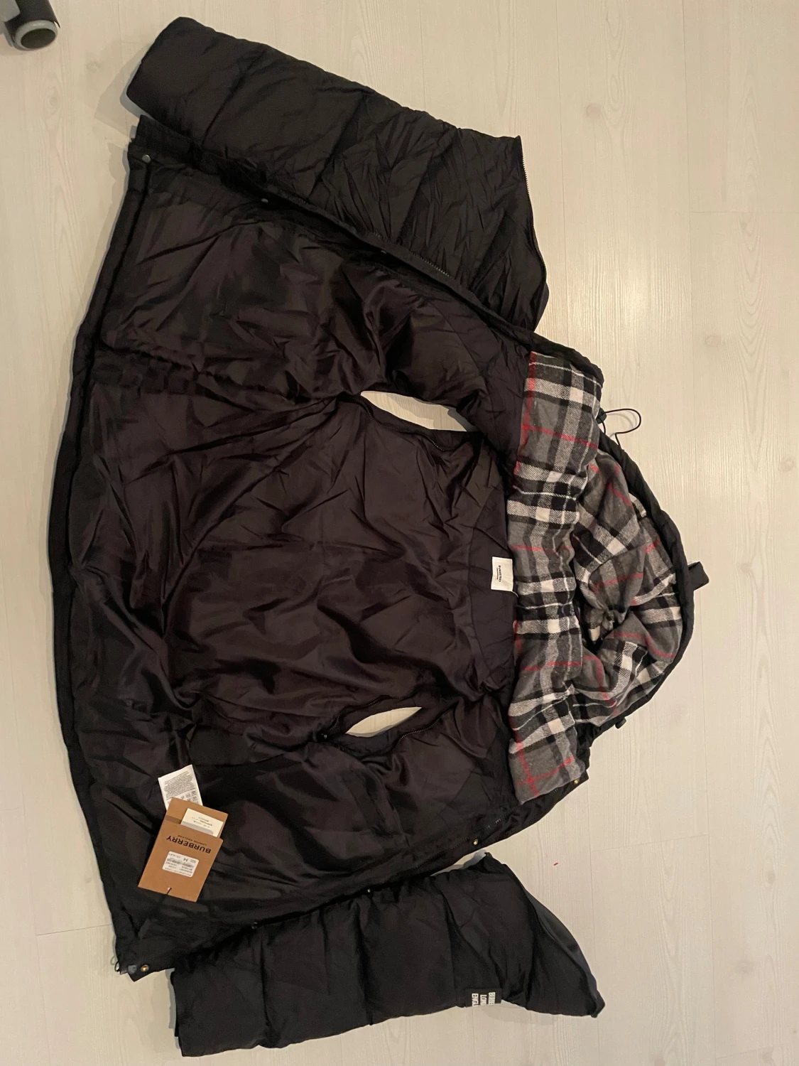 Svart dunväst/jacka från Burberry  - 4